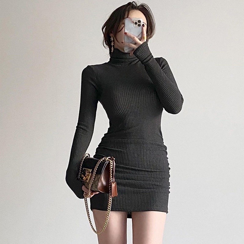 Đầm body cổ cao tay dài chất gân