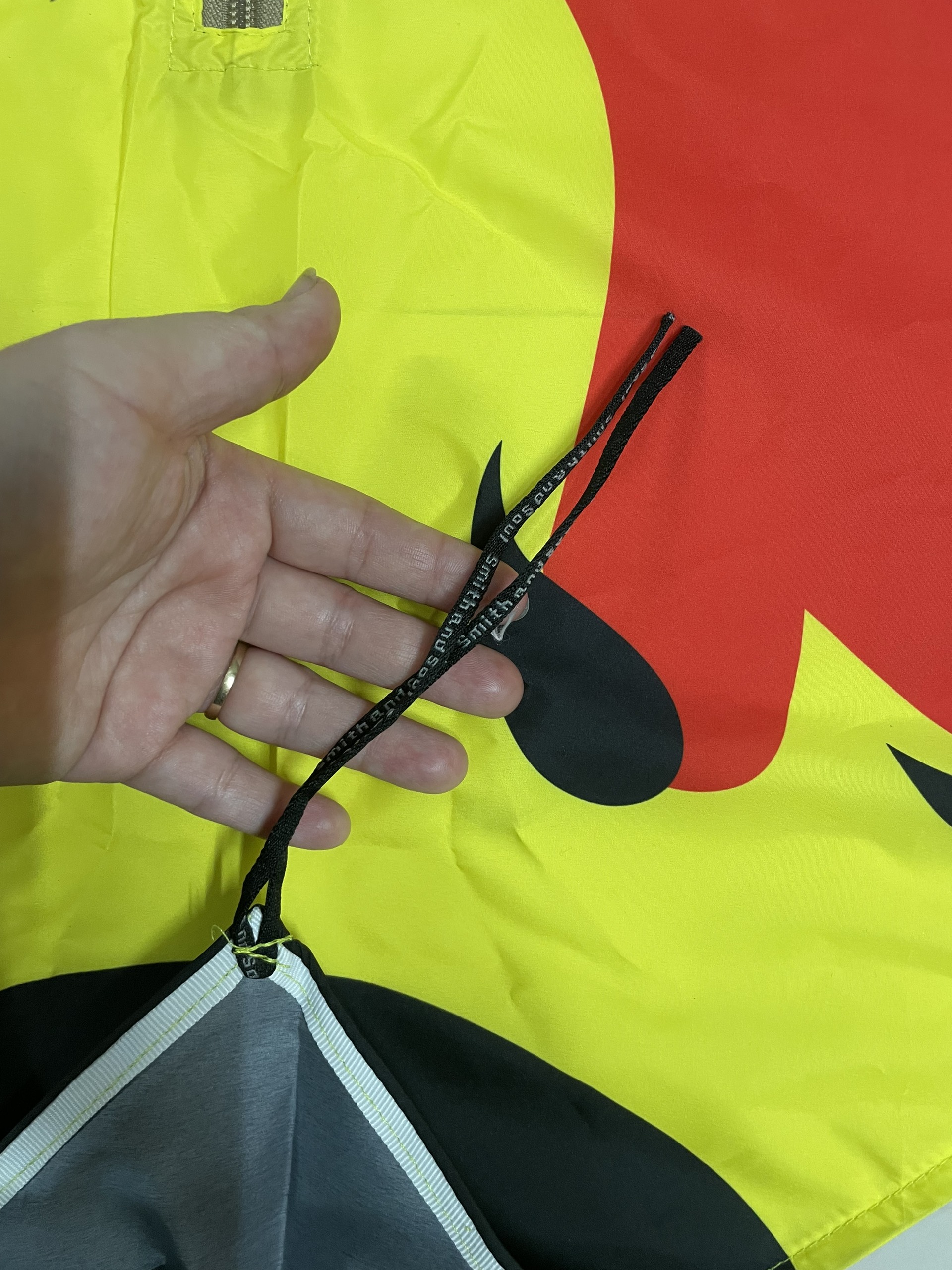 Áo diều xỏ 2m cú Vàng vải siêu đẹp (sản phẩm chỉ nguyên áo diều)