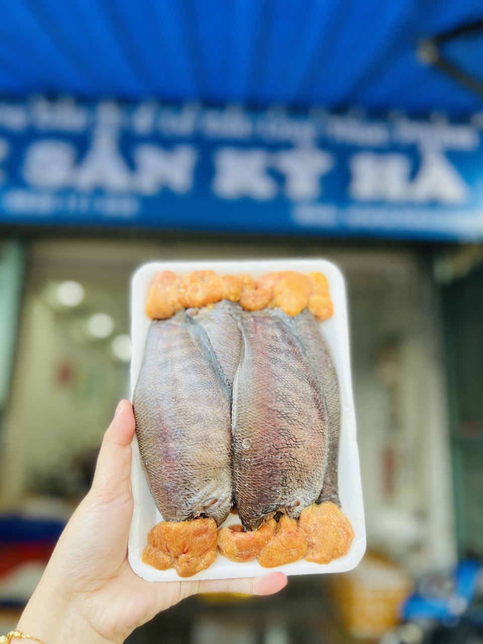 [GIAO NHANH 2H HCM] Giá Sỉ Cá Sặc Trứng 1 Nắng