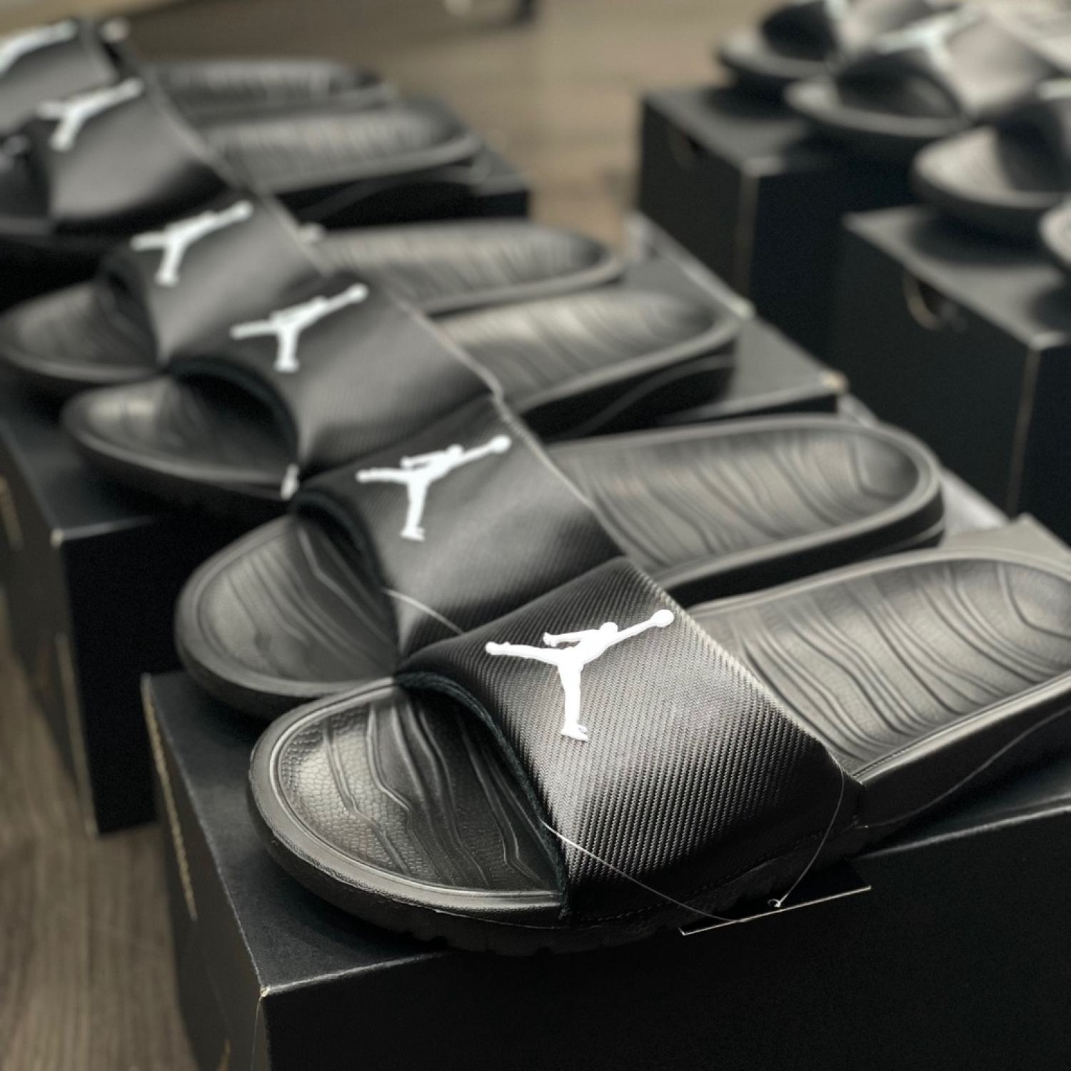 Dép quai ngang Jordan Break Slides