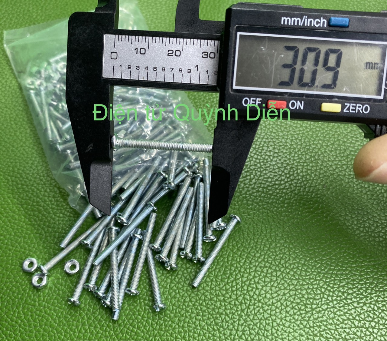 Ốc vít tán M3 3ly dài 3cm ( túi 150g) 90 con