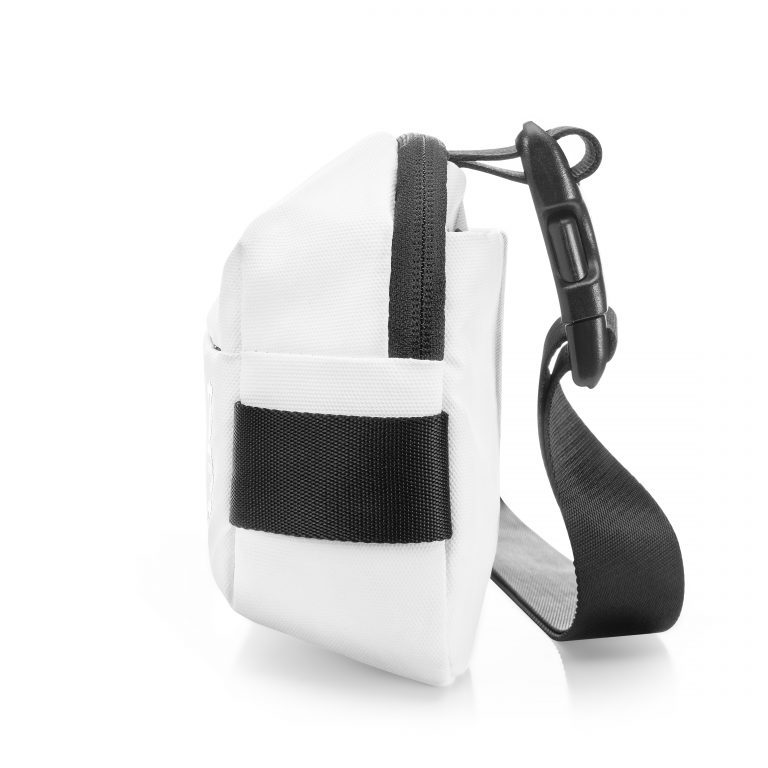 Túi đeo chéo Tomtoc LightWeight Codura Sling Bag Black - H02 A04D