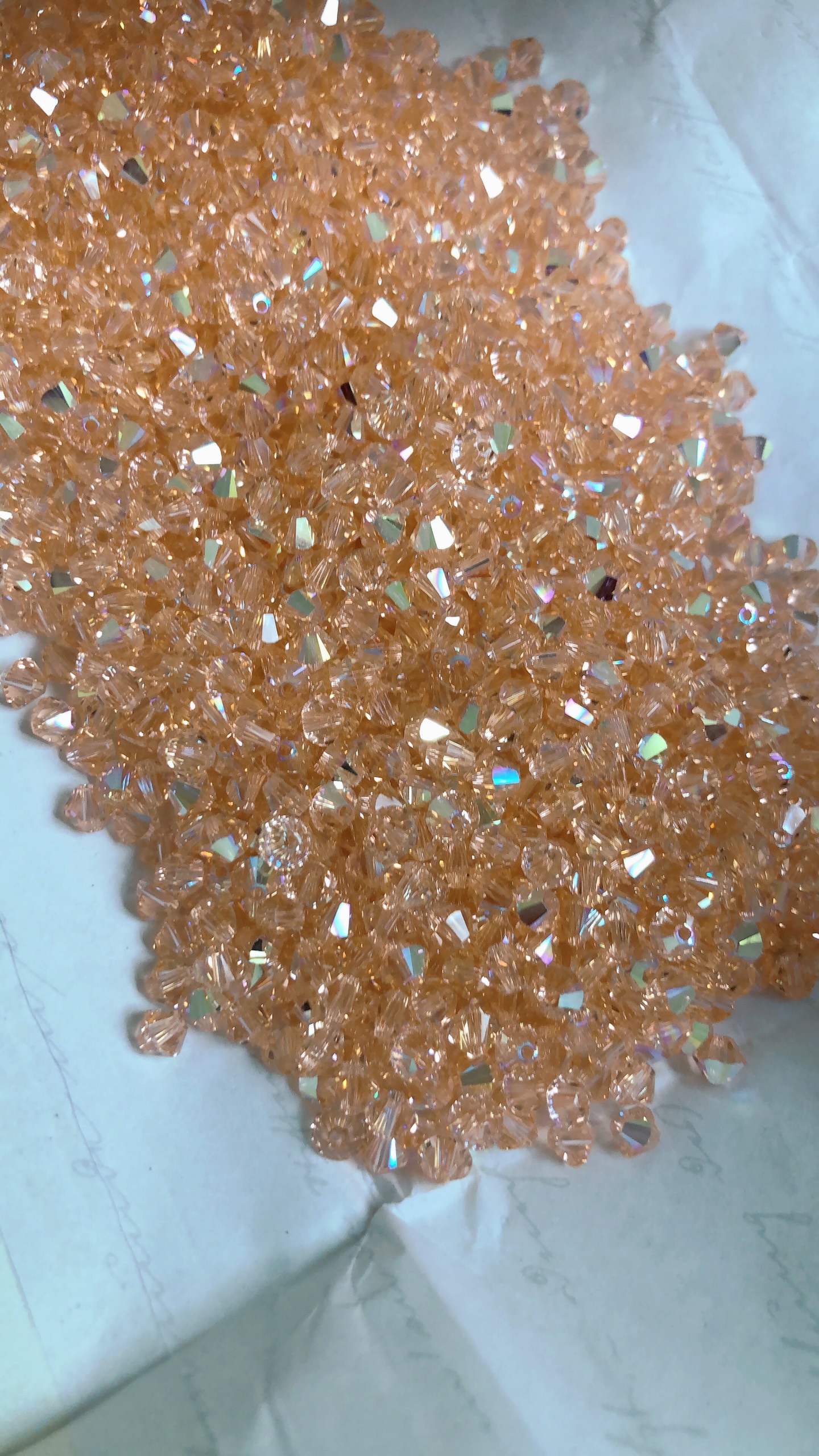 High Quality Austrian Crystal Beads Hat 5328 4mm in All Colors - 30 Pieces