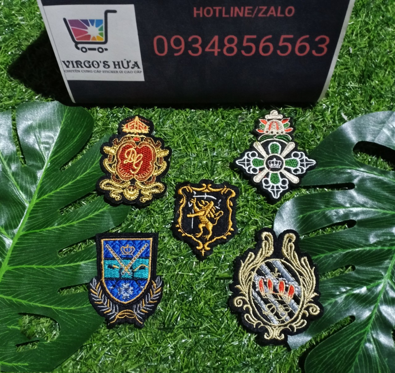 Set 5 Miếng Sticker Thêu Huy Hiệu Độc Đáo MS848753