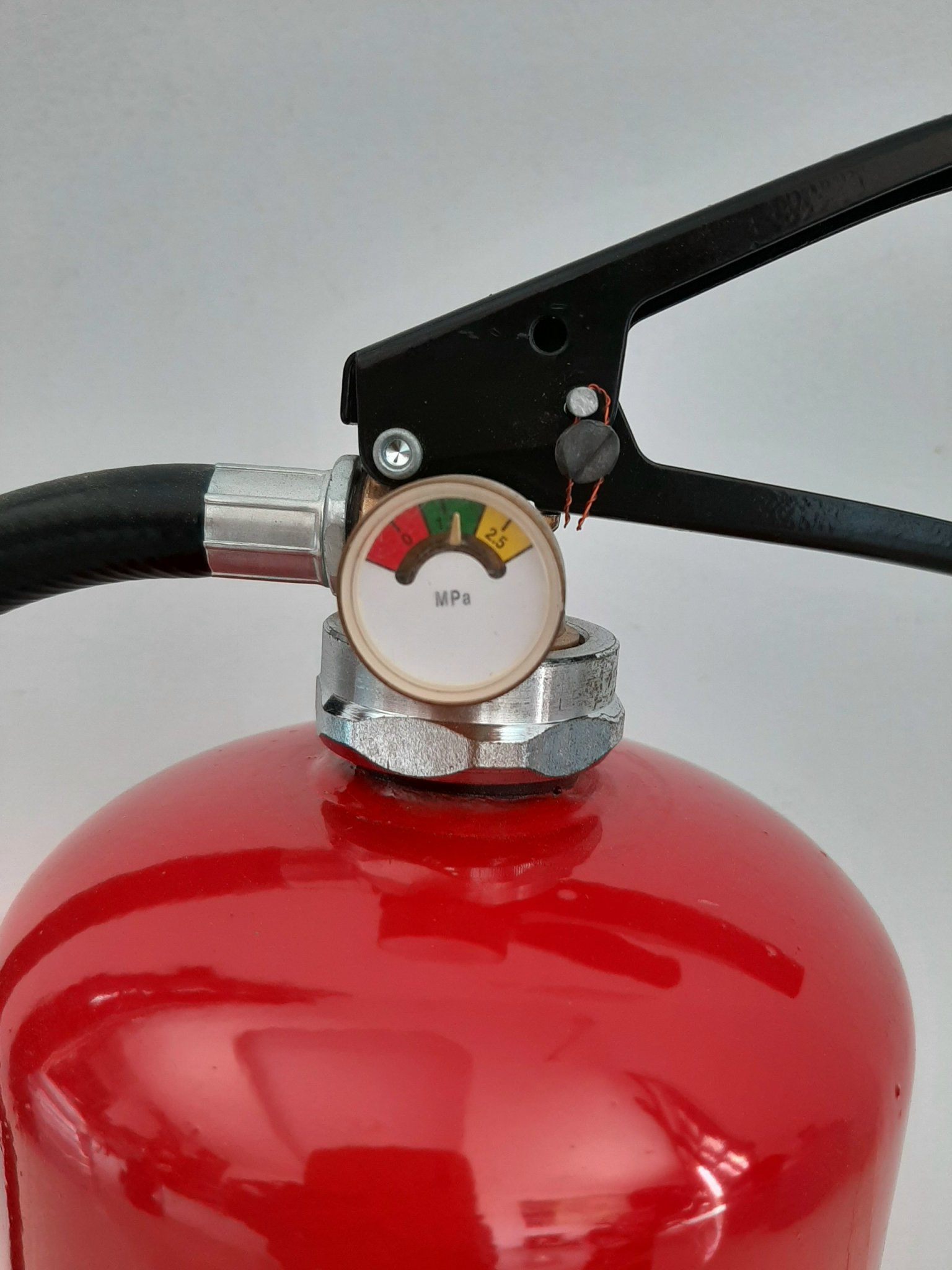 Bình cứu hỏa ABC MFlZ8 8kg