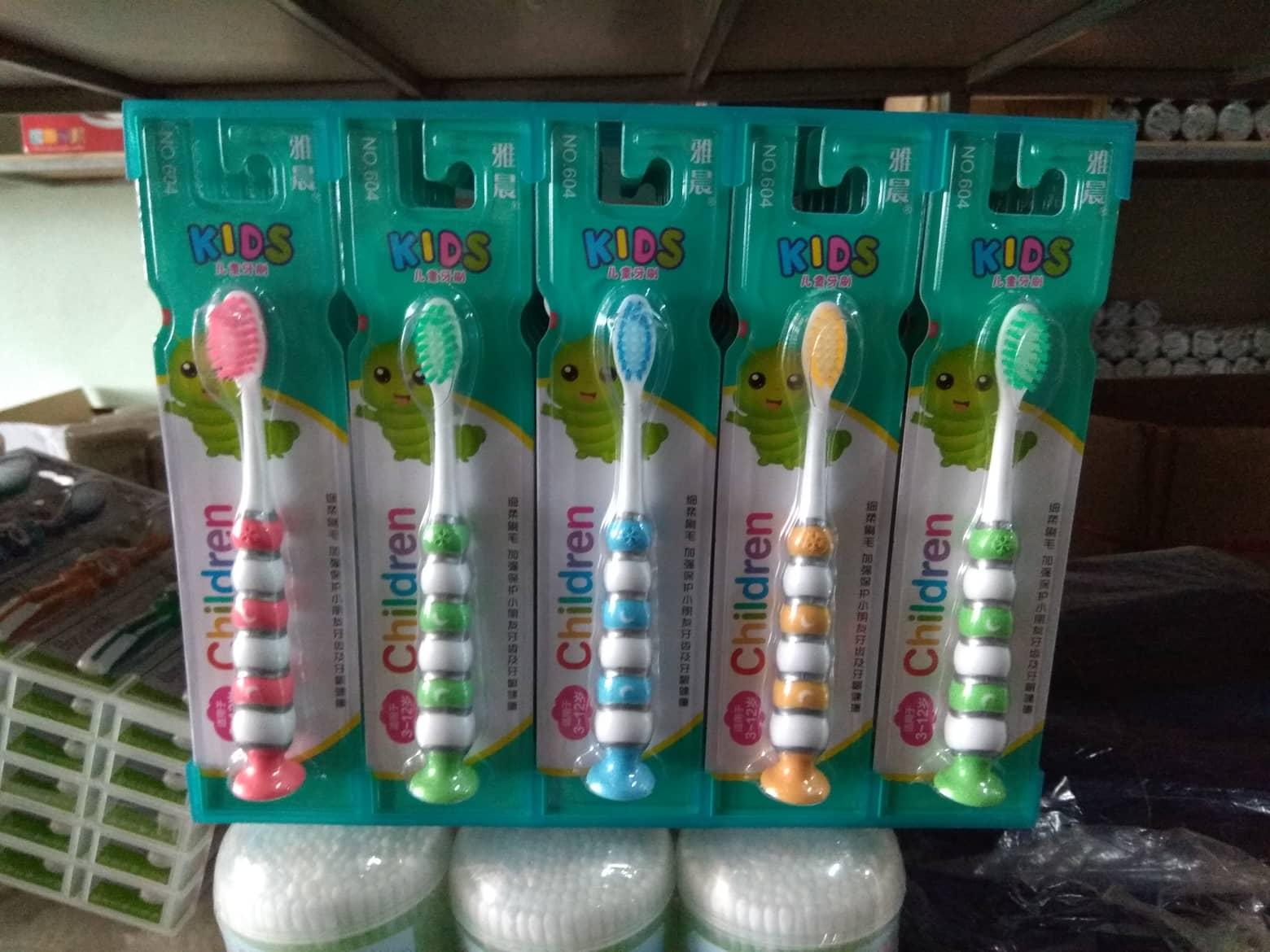 25 bàn chải trẻ em đẹp