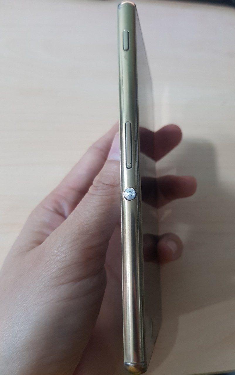 Màn hình Sony Xperia M5 tháo máy