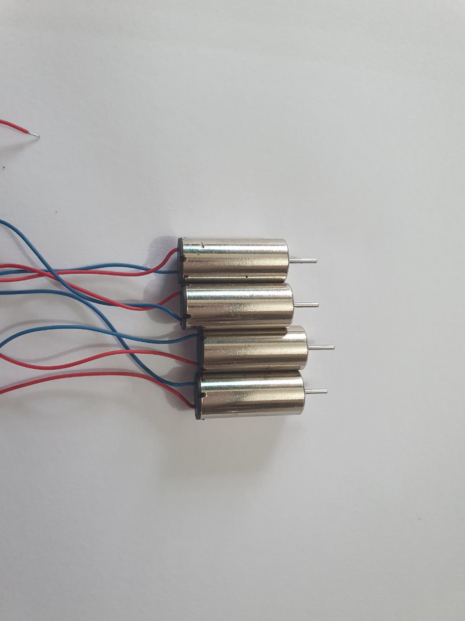 Bộ 4 motor corless 716 trục 0.8mm siêu khỏe