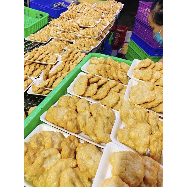 Hand-Pounded Squid Patties in Tray 500Gr (Delivery to Ho Chi Minh City)