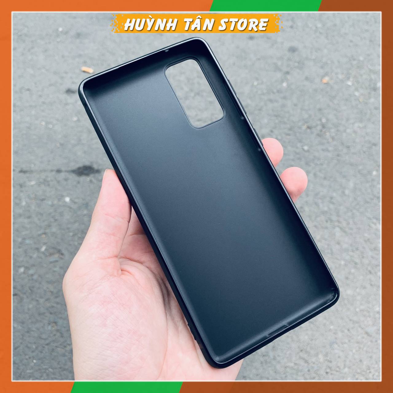 Ốp lưng Samsung S20 FE TPU dẻo siêu mỏng ôm sát máy.
