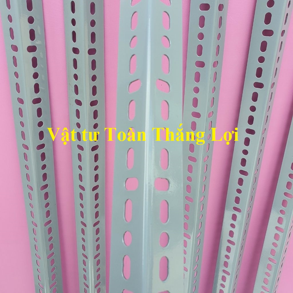 ( Dài từ 30cm đến 60cm ) Sắt V lỗ đa năng V4x4cm hoặc V3x5cm