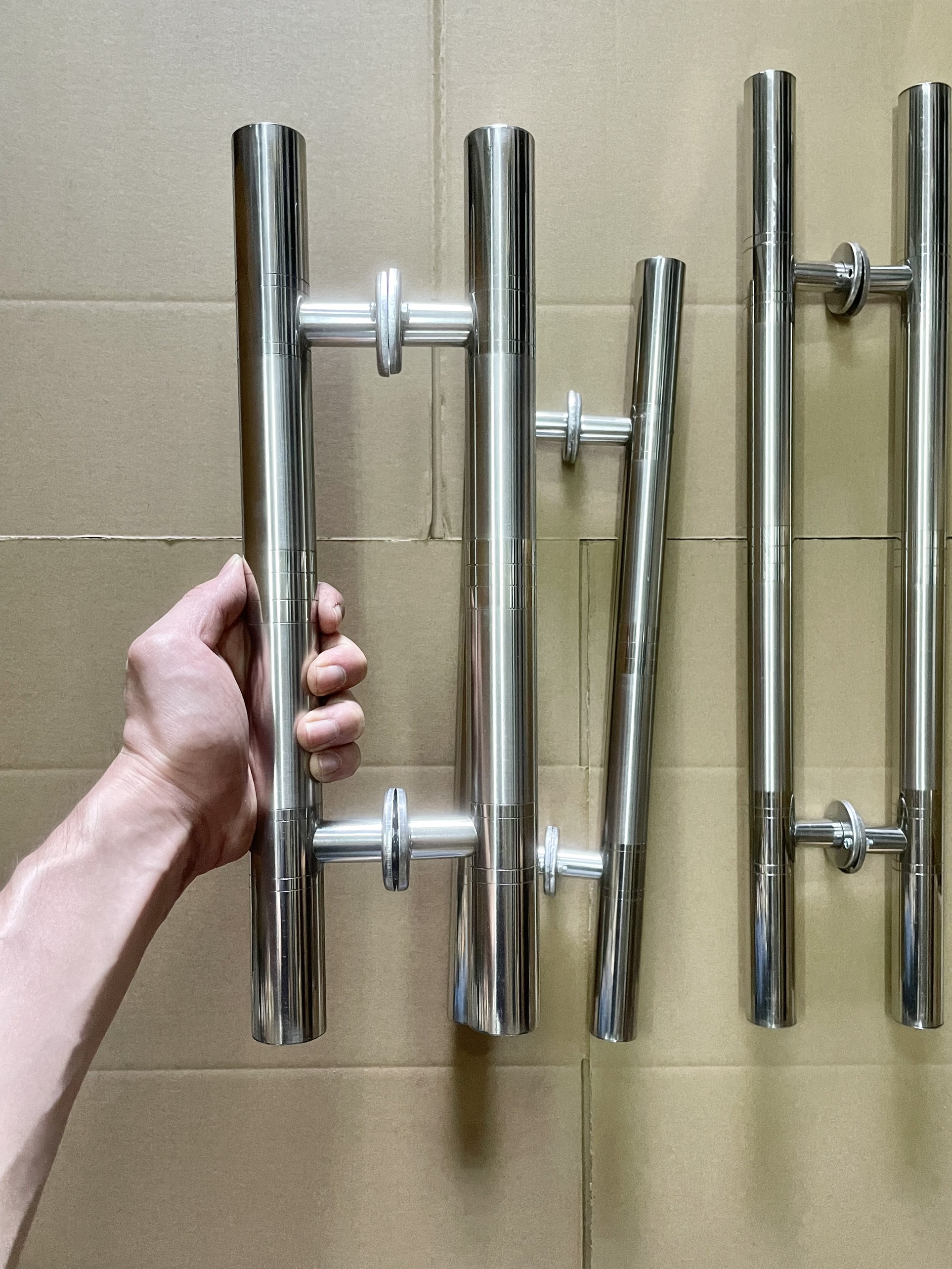Tay nắm inox cửa cổng - tay nắm cổng phi 32 dài 40cm 50cm 60cm