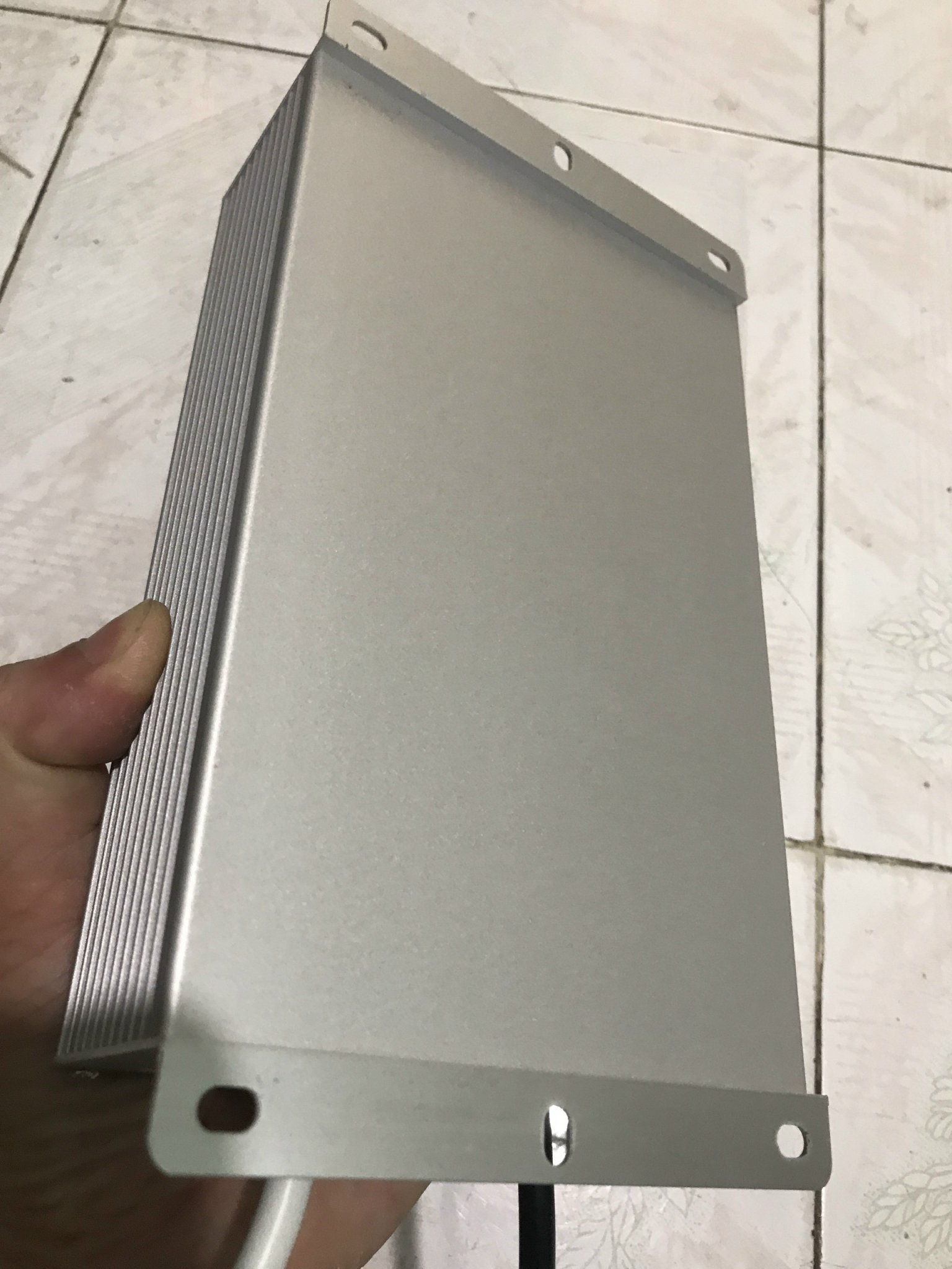 NGUỒN CHỐNG ẨM 48V - 400W - 8.4A