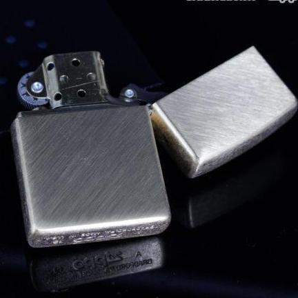 Zippo 29830 - Zippo Regular Herringbone Sweep Brass