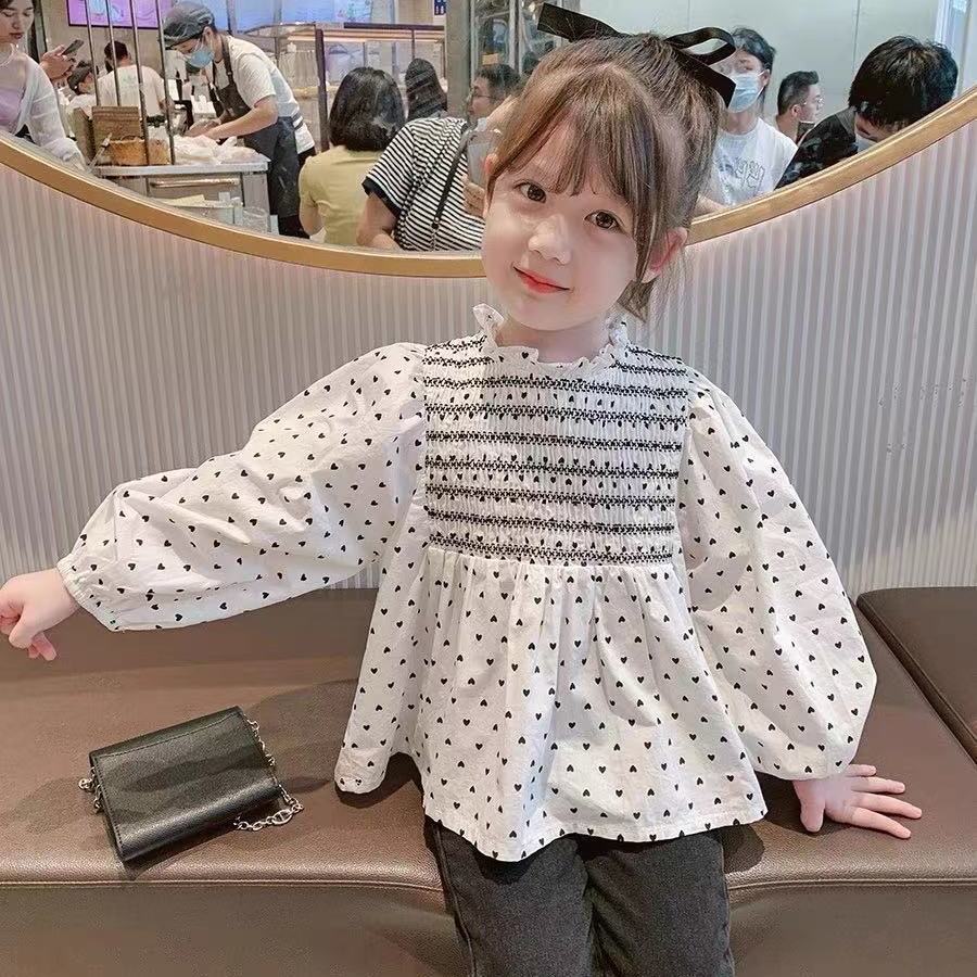 Áo sơ mi trắng dài tay bồng phối chấm bi đen cho bé gái