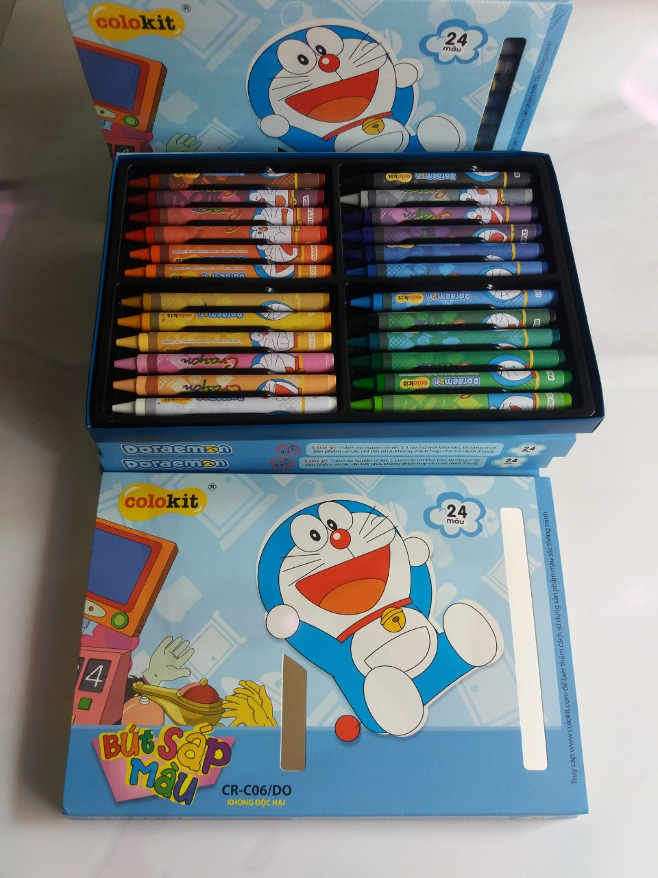 [HCM]Bút sáp 24 màu  Đôrêmon elsa của cty Thiên Long