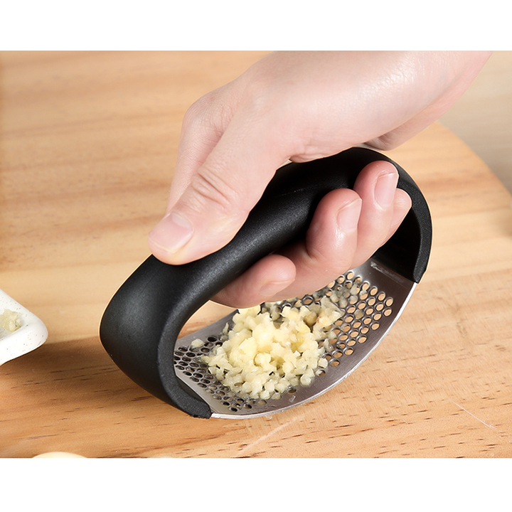 Dụng cụ dập hành tỏi, nghiền tỏi cầm tay Garlic Press tiện dụng