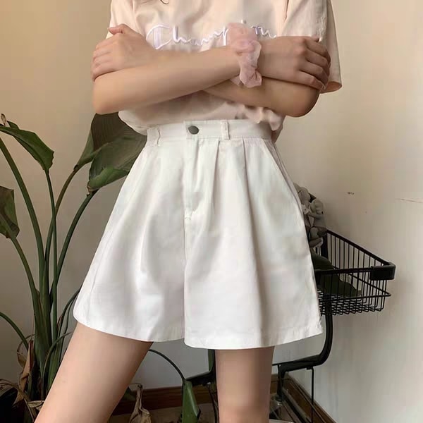 Quần short kaki ống rộng cài nút nữ