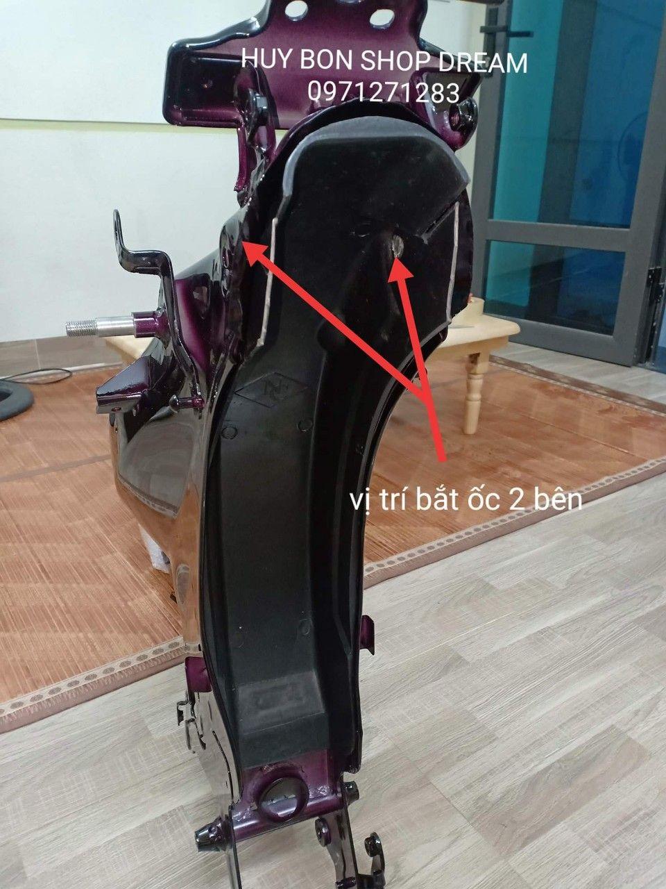 Lót Gầm Xe Máy Dream