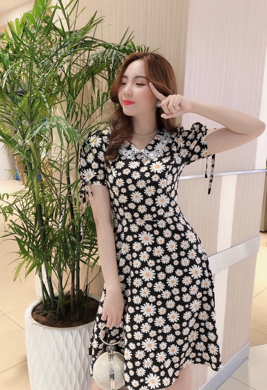 Đầm Họa Tiết Cổ Phối Ren Nữ Tính DH046