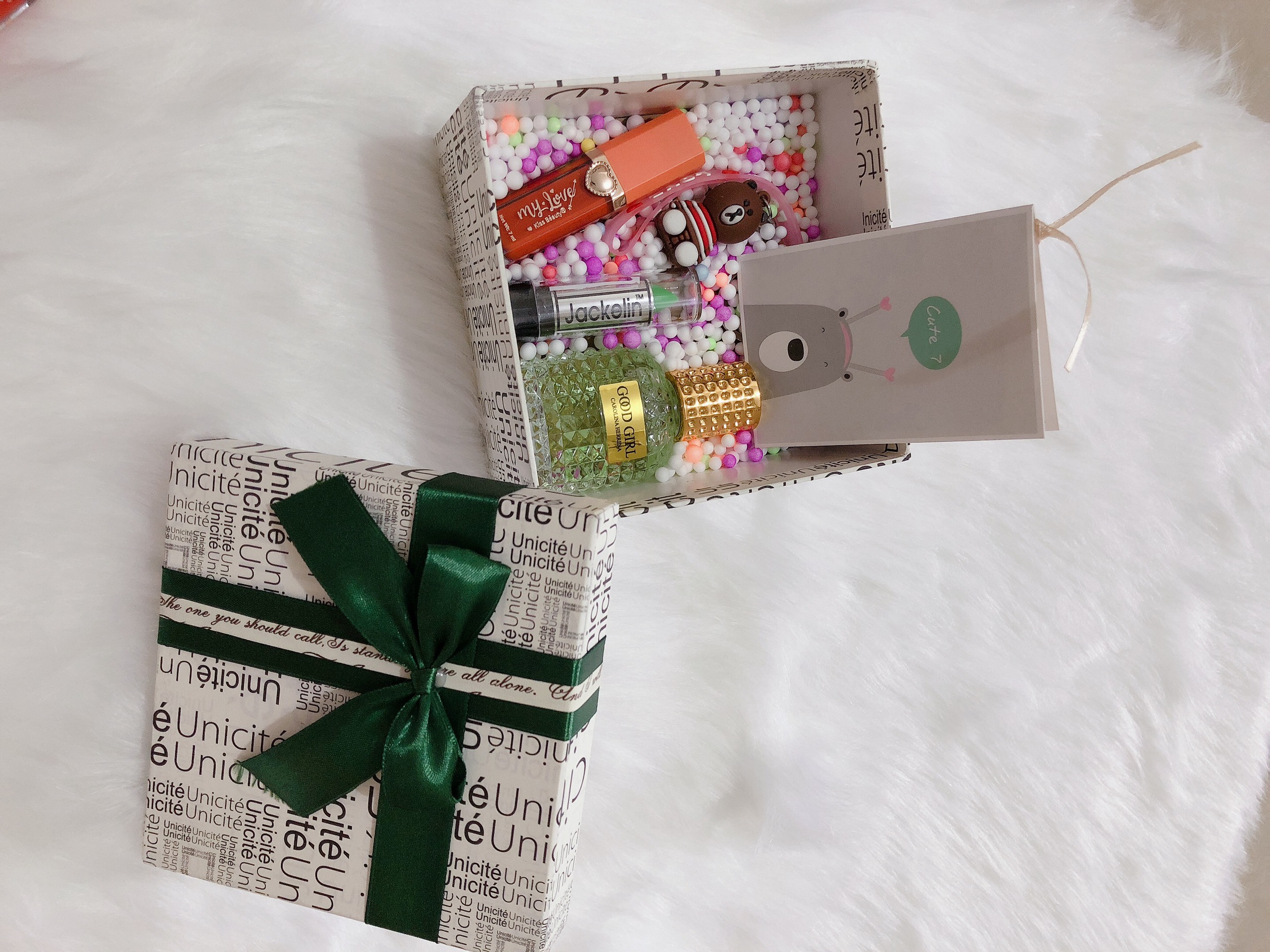 SET QUÀ TẶNG ĐẶC BIỆT DÀNH CHO BẠN GÁI