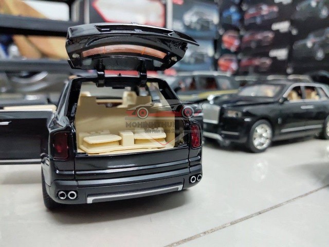 [HCM]Xe mô hình Rolls Royce Cullinan tỉ lệ 1:24 màu đen
