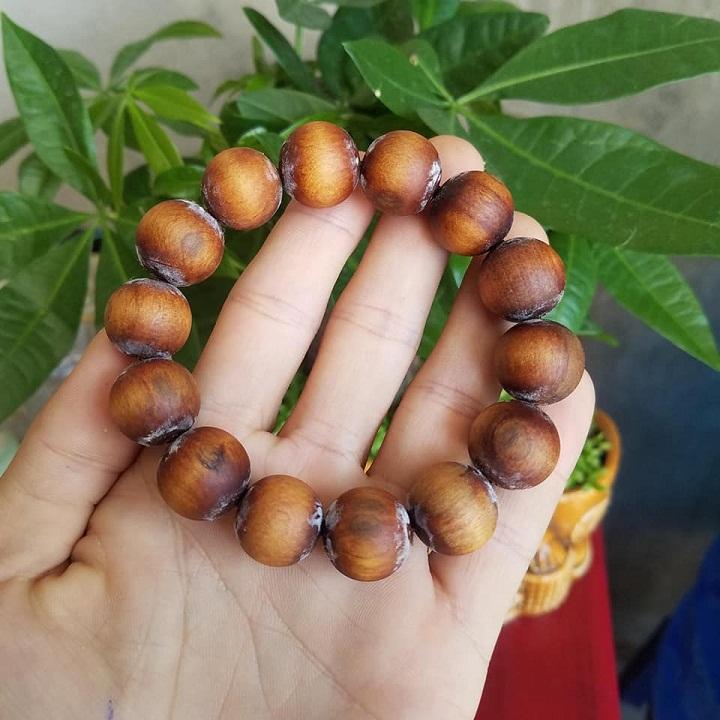 Vòng tay gỗ HOÀNG ĐÀN TUYẾT 16ly