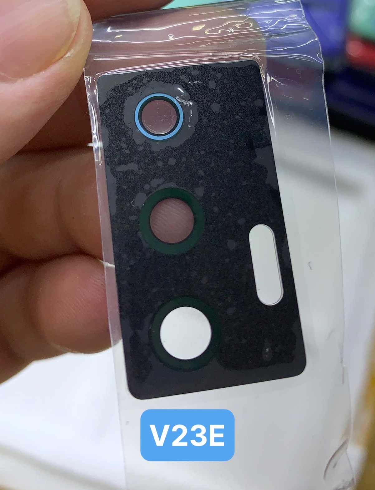 Kính camera rời, không vành, kính liền vành Vivo V23E