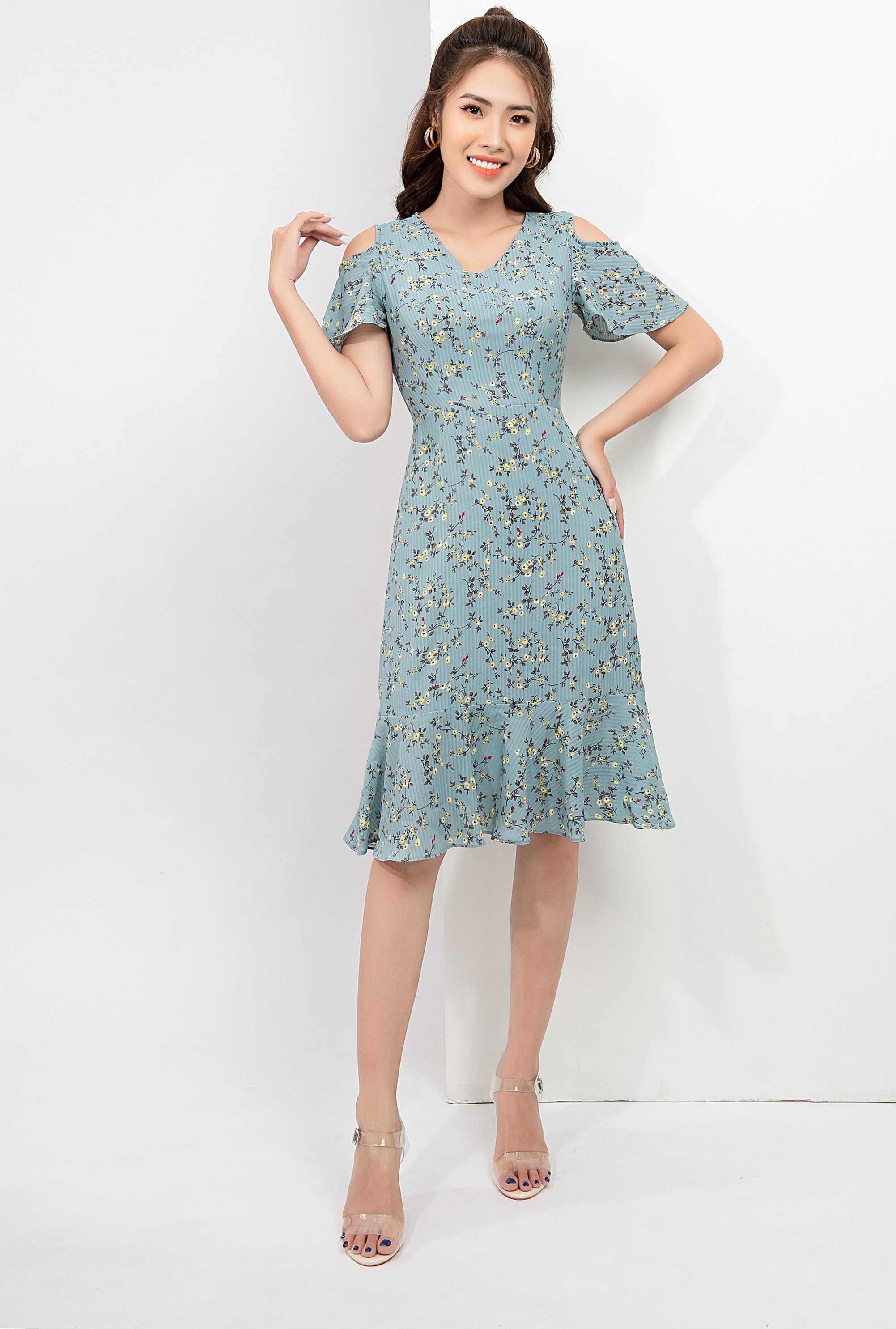 Đầm xanh hoa vàng GB 131