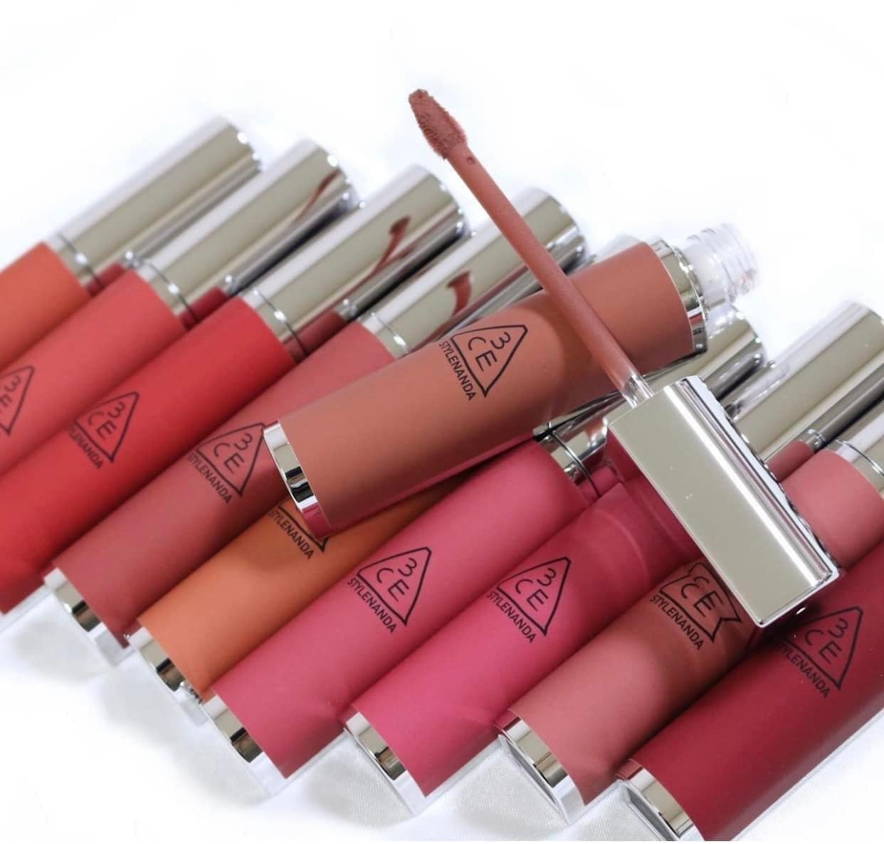Son Kem Lì 3CE HAZY LIP CLAY 4g Siêu Lì Mịn Môi