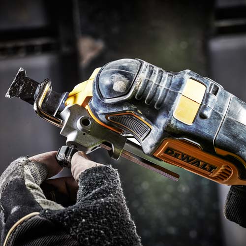 [HCM]Máy cắt đa năng dùng pin Dewalt DCS355N