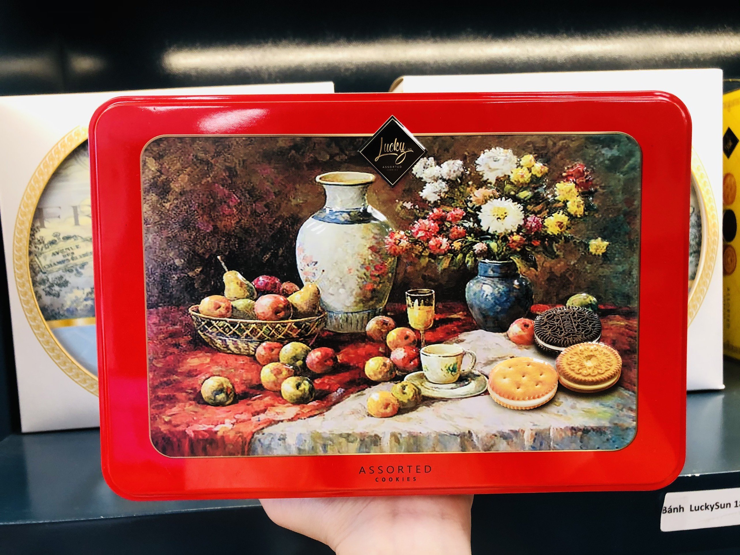 Bánh quy hỗn hợp LuckySun 220g hộp sắt