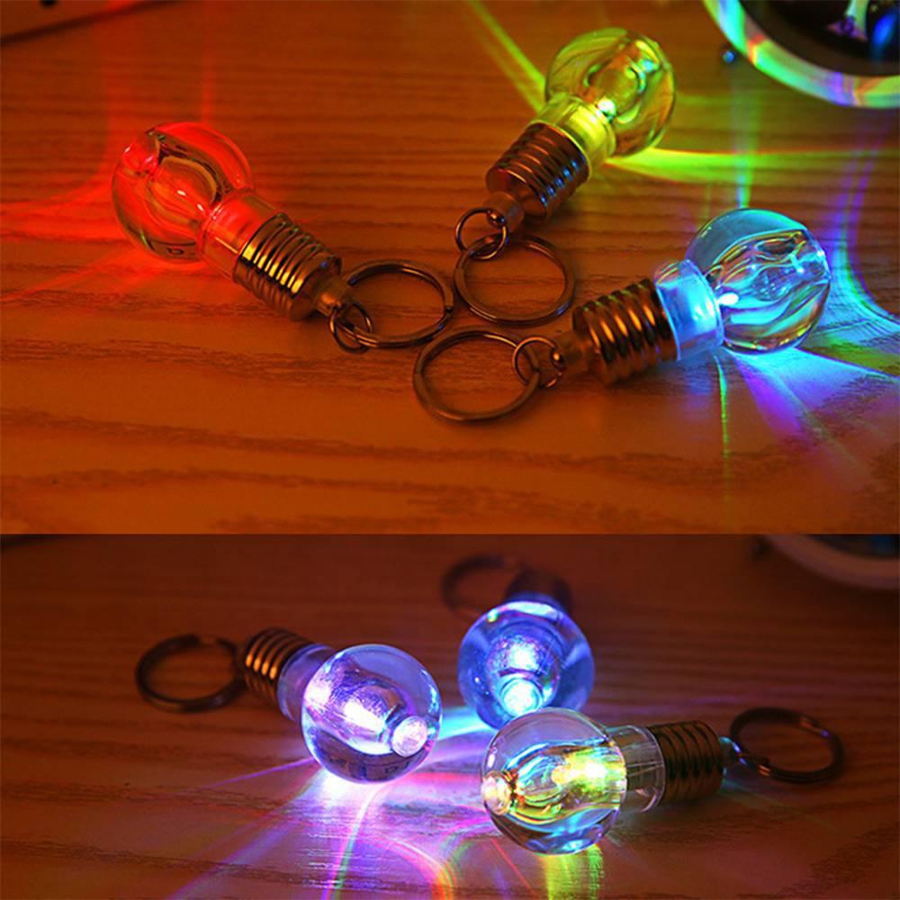 Móc khóa bóng đèn có led 7 màu (Trong suốt)