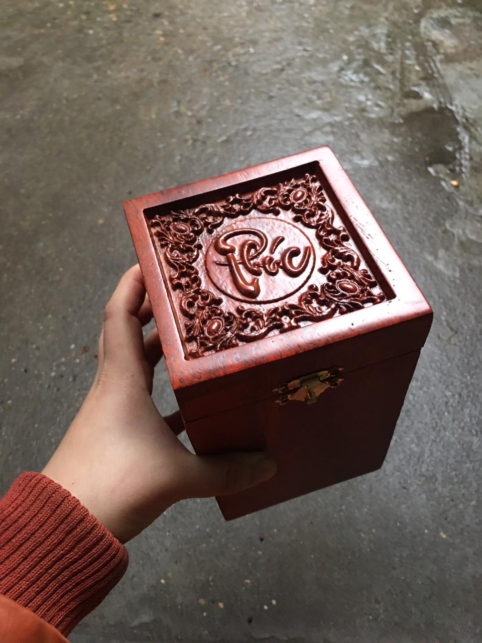 Hộp đựng trà gỗ hương cao cấp