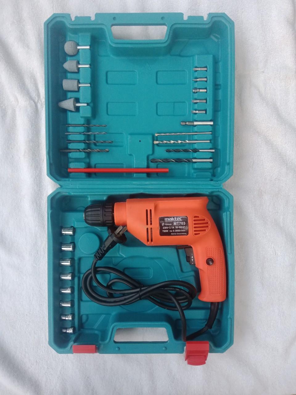 Máy khoan Maktec MT-703 (28)  may khoan