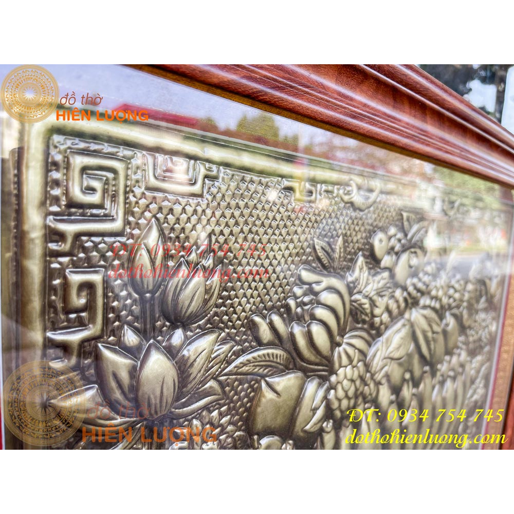 Tranh ngũ quả bằng đồng màu nâu giả cổ kích thước 50x70cm