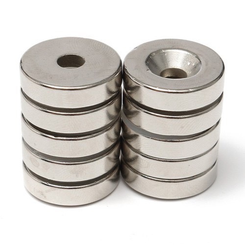 Nam châm 25x5 lỗ vát siêu mạnh, nam châm đất hiếm