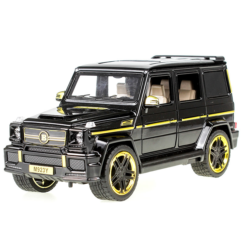 1/24 Scale Model Car Alloy Diecast Model Vehicles Pull Back Vehicles Lights to Simulate Toy Cars Ideal Gifts for Enthusiasts and Collectors Car Decoration Ornaments, door Can Be Opened