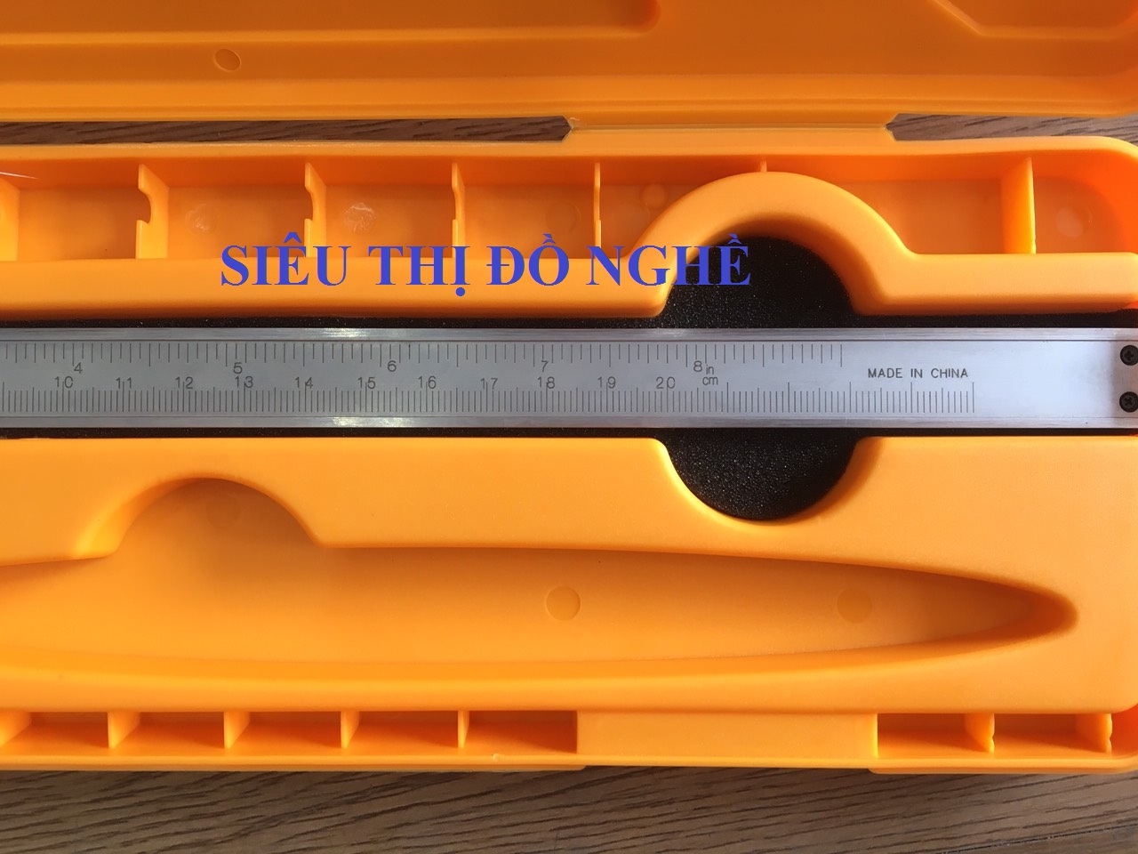Thước kẹp 200mm Ingco HVC01200