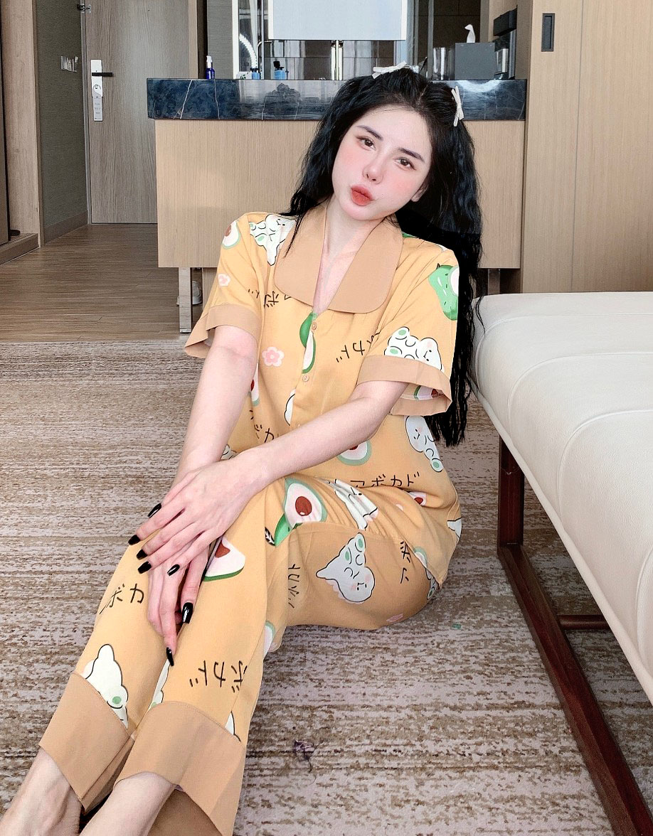 Đồ bộ mặc nhà cổ phối tay ngắn quần dài, pizama nữ lụa mango Nhà Suri