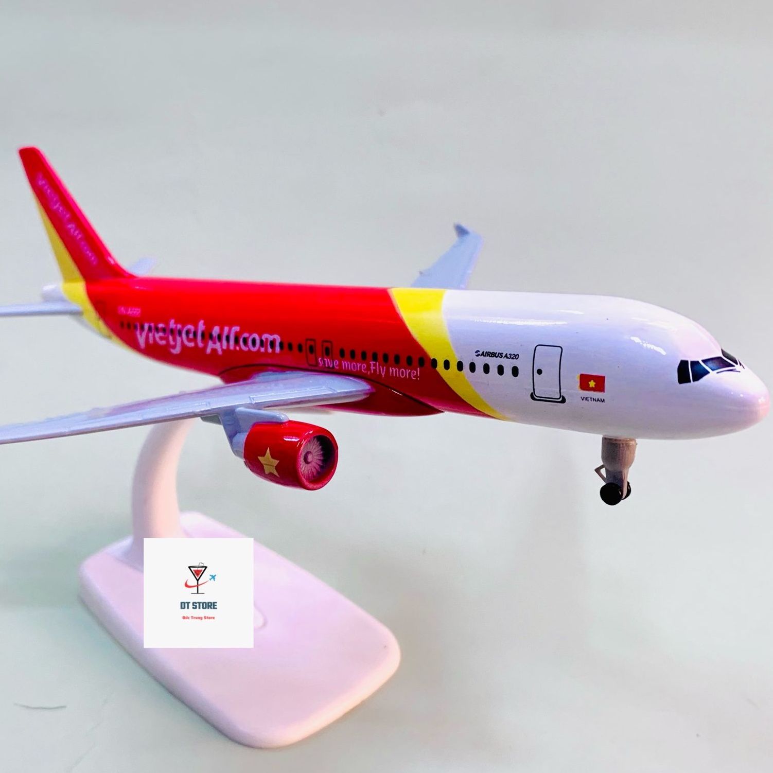 Mô hình máy bay kim loại vietjet air cao cấp 20cm có bánh xe kèm đế trưng bày