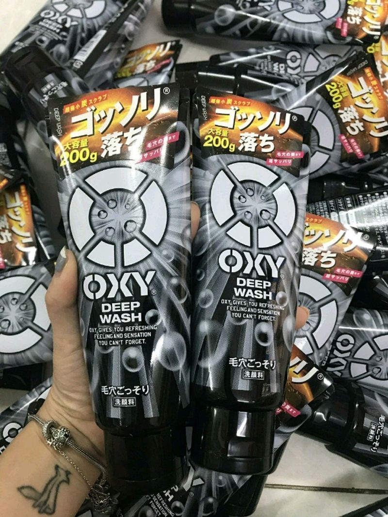 Sữa Rửa Mặt Nam Oxy 130g Nhật Bản