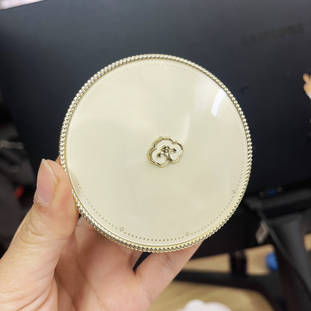 Bộ phấn nước Whoo Luxury Golden Cushion 15gx3ea - Bộ Phấn Son Whoo; phấn nước whoo vàng