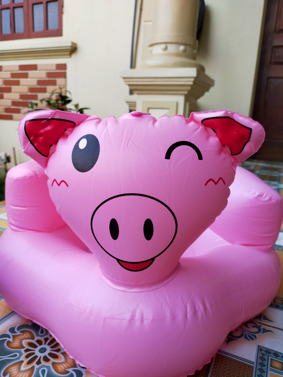 Ghế tập ngồi bằng hơi cho bé