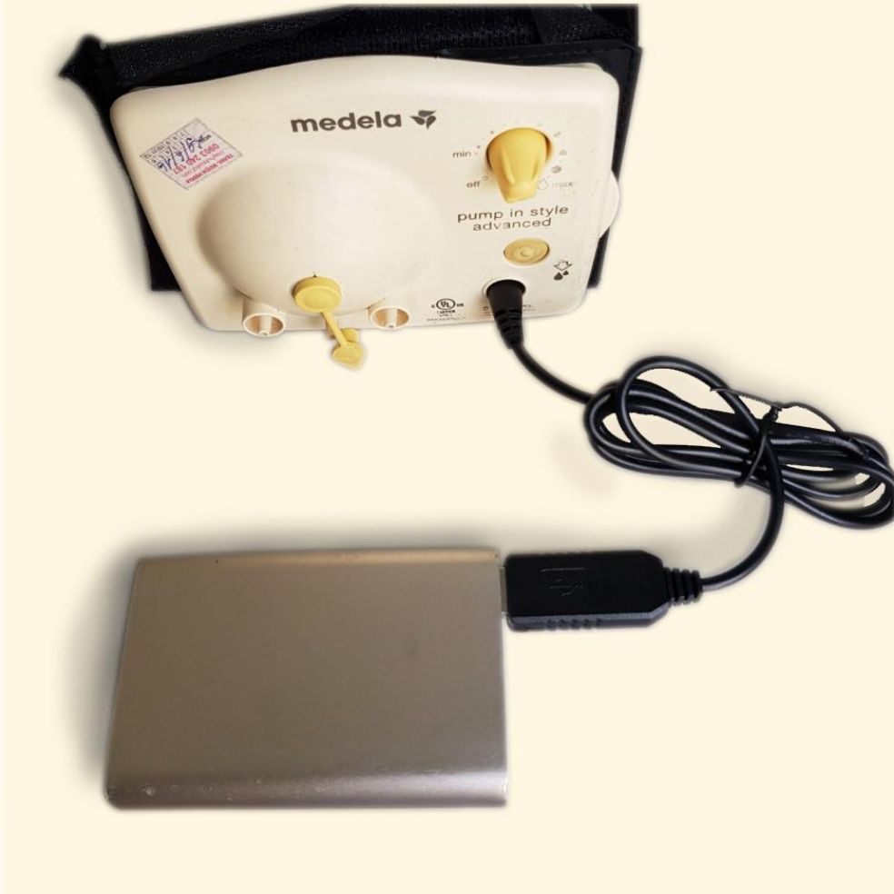 Cáp kết nối pin sạc dự phòng với máy hút sữa Medela pump