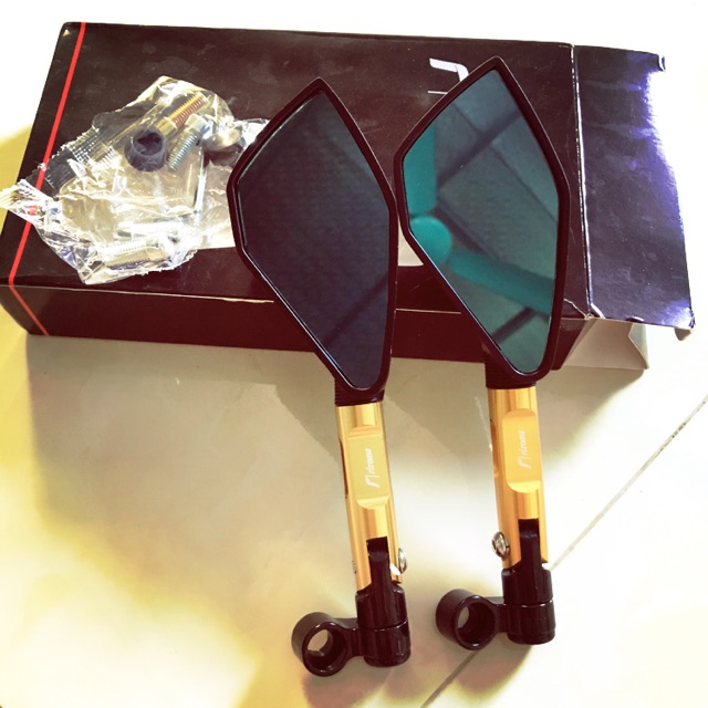 Gương 5 cạnh xe máy RIZOMA màu vàng (1 đôi)