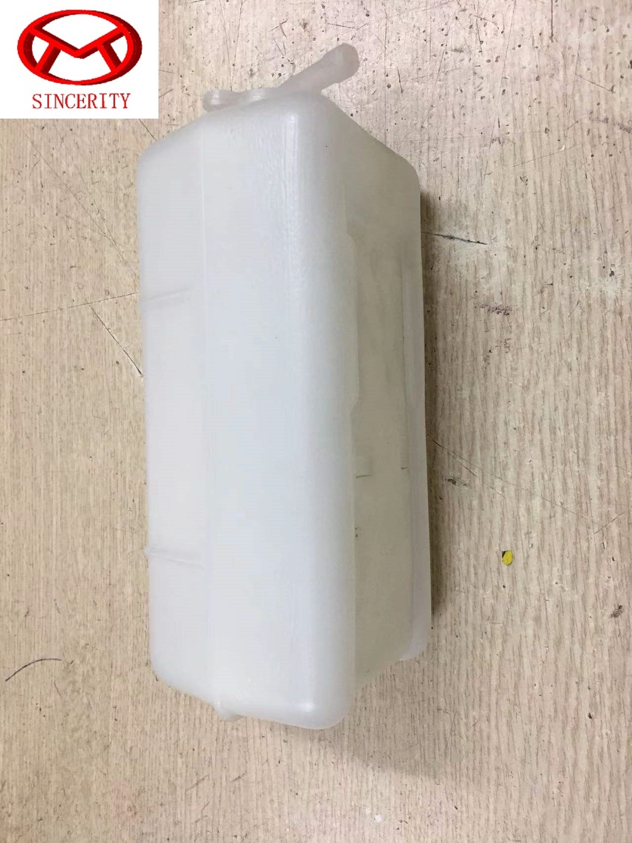 Bình nước Phụ Suzuki Cary 7 chỗ / Suzuki 5 Tạ