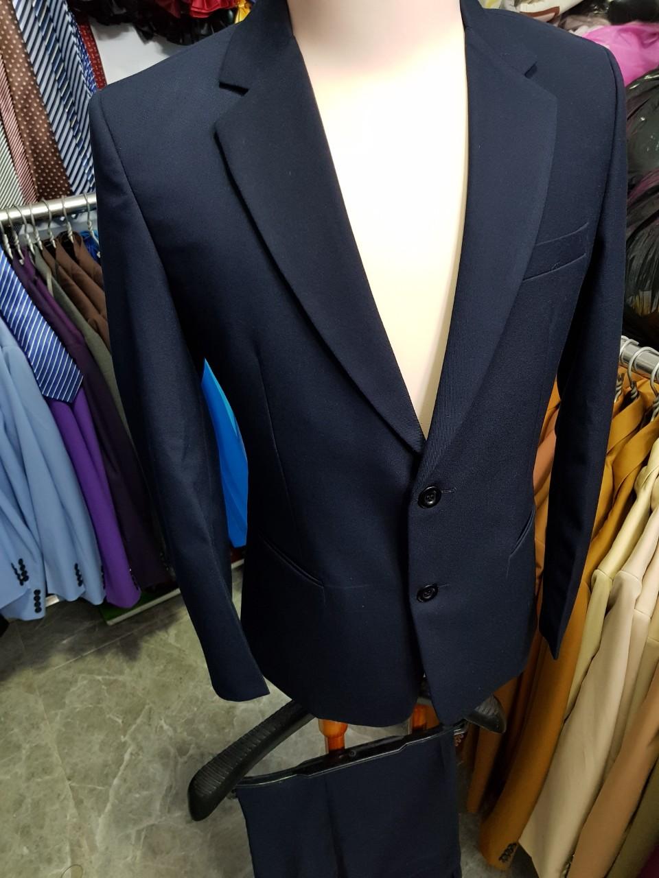 Bộ vest nam 2 nút màu xanh đen (áo vest+quần+cà vạt+kẹp cà vạt)