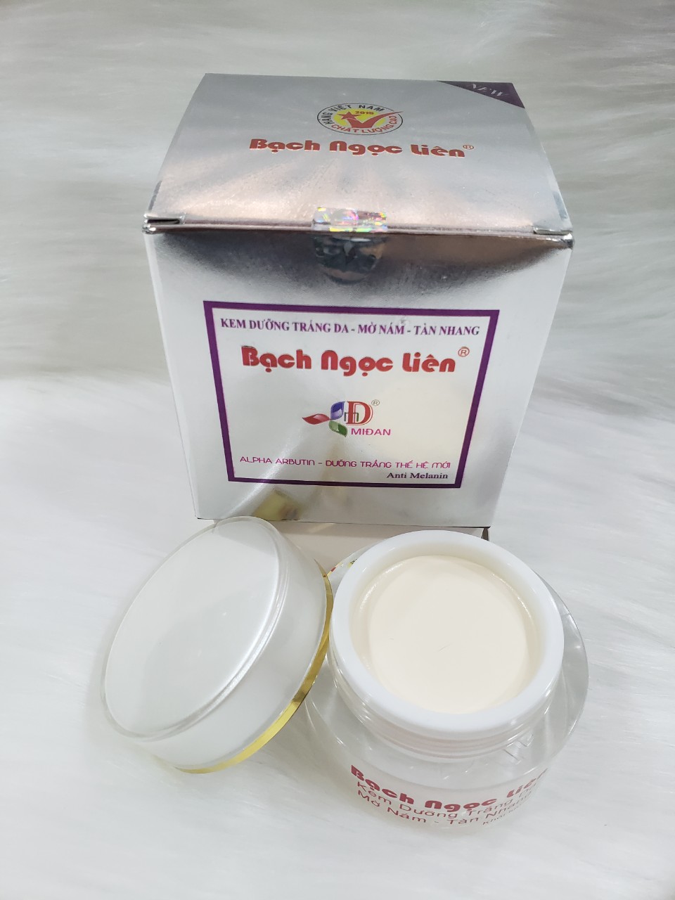 [HCM]Kem dưỡng trắng da mặt Bạch Ngọc Liên 20gr