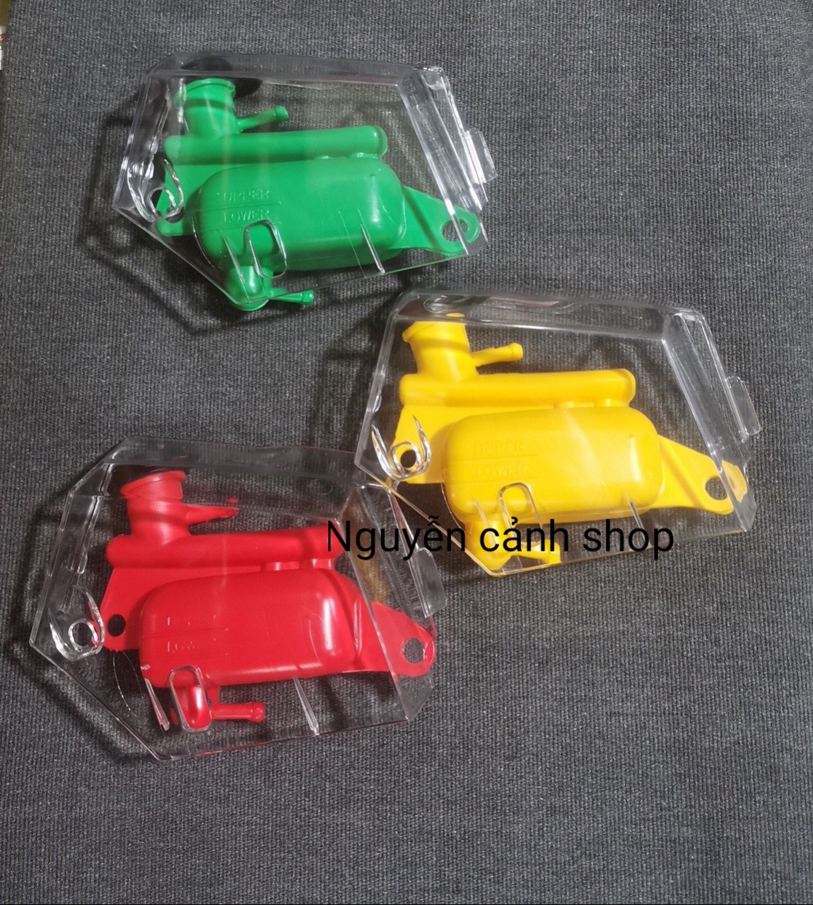 che nắp bình nước màu xe vario airblade 2 món